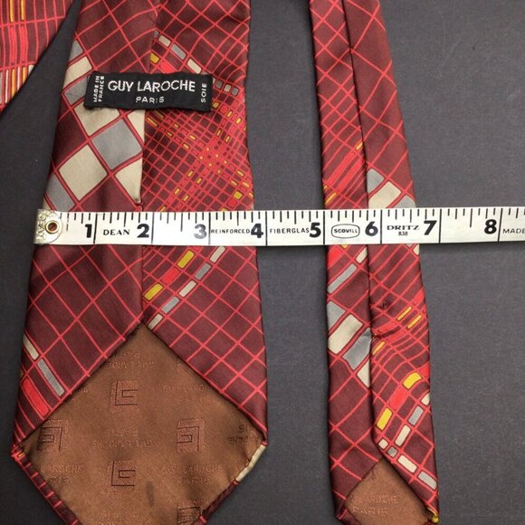 Vintage Guy Laroche Paris Mens Silk Tie Red Geometric Pattern Made France - Picture 7 of 8